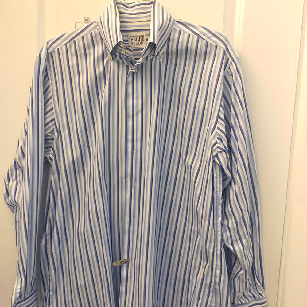 Gianfranco Ferre Studio men’s dress shirt size 17/43.  Blue and white striped.